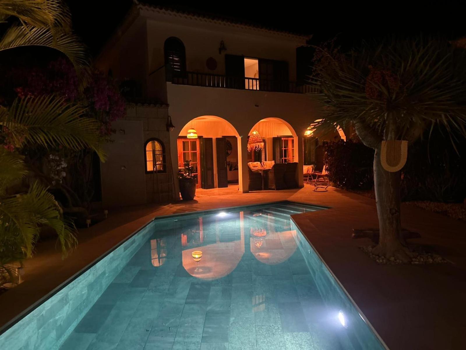 Villa Ibiza - Beautiful House With Private Pool Chayofa Eksteriør billede