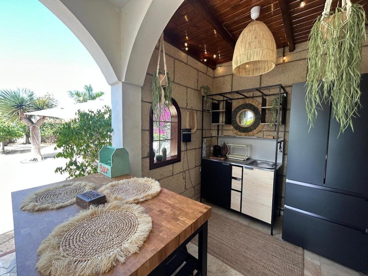 Villa Ibiza - Beautiful House With Private Pool Chayofa Eksteriør billede